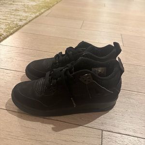 Air Jordan Retro Black Cat 4's Youth Size 5.5